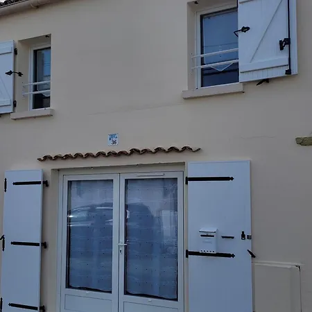 Maison De Village Au Coeur Des Marais Salants D'oleron, A 100m Des Commerces - Fr-1-778-20 Saint-Georges-d'Oleron